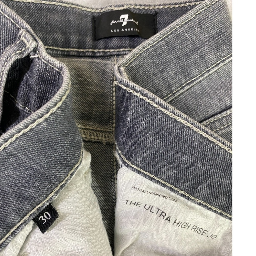 7 For All Mankind The Ultra High Rise Jo Jeans Women 30 Gray Wide Leg Raw Hem - Picture 3 of 5